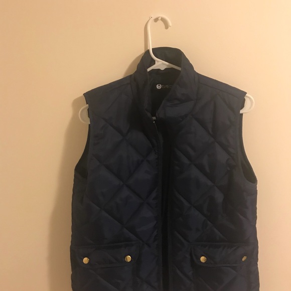 Navy Blue quilted Vest - Picture 3 of 4